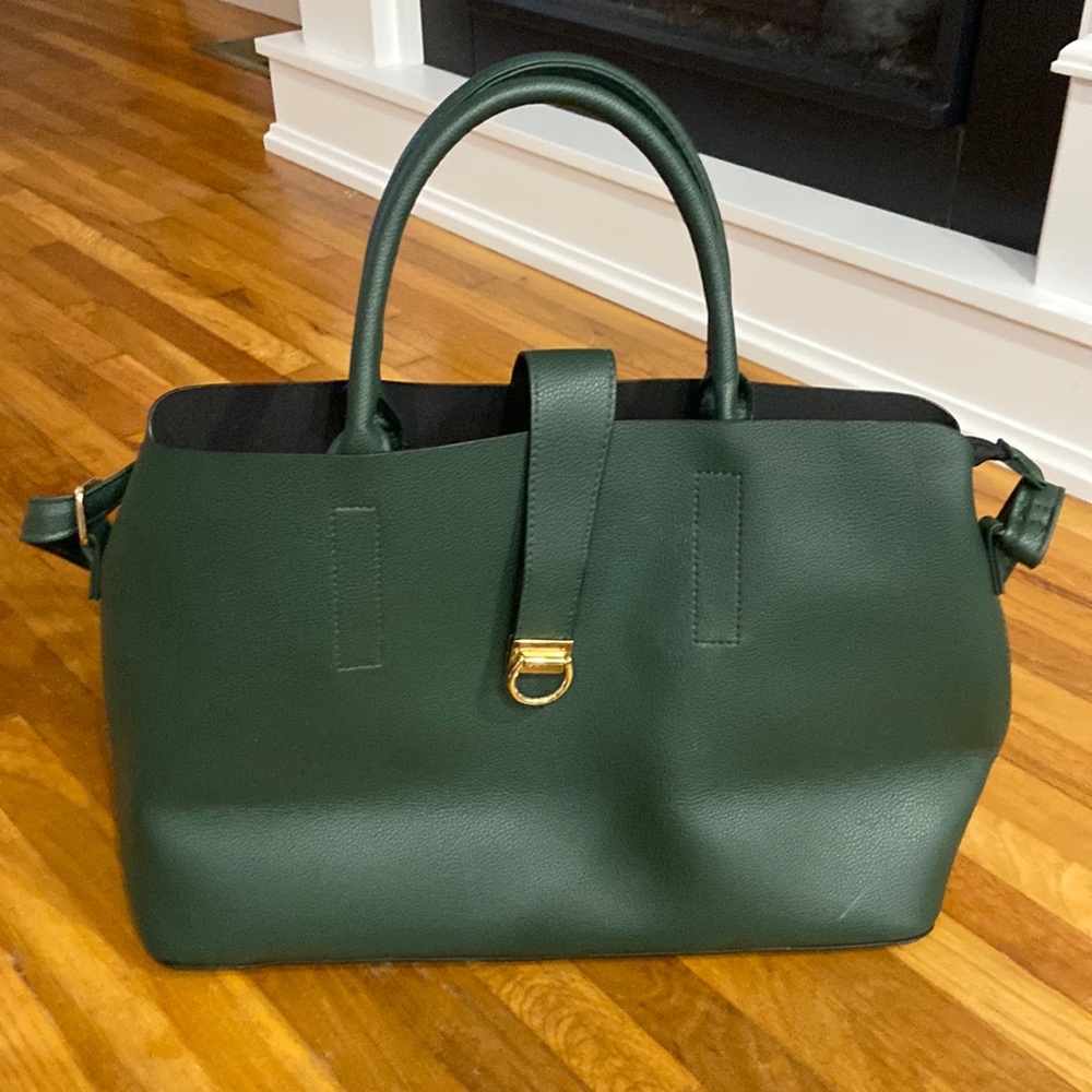 Forest green faux leather purse